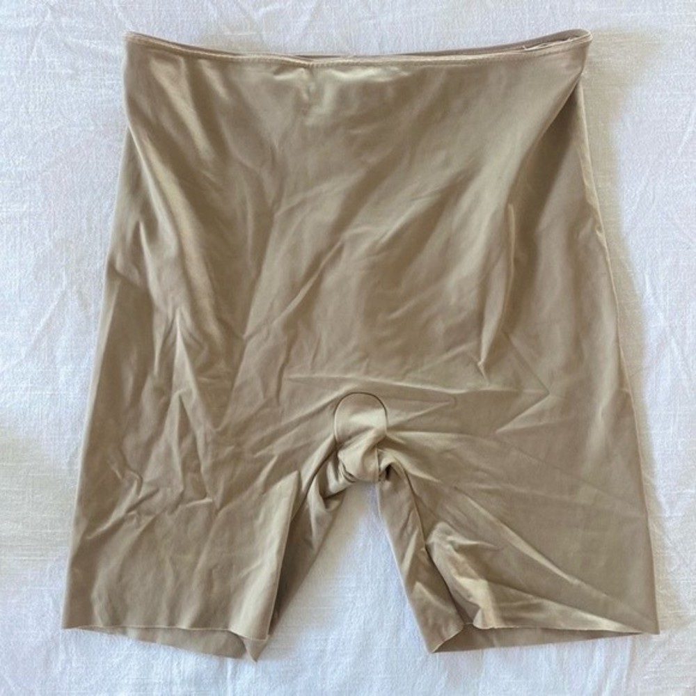 Spanx Shaping Satin Mid-Thigh Short Size XL